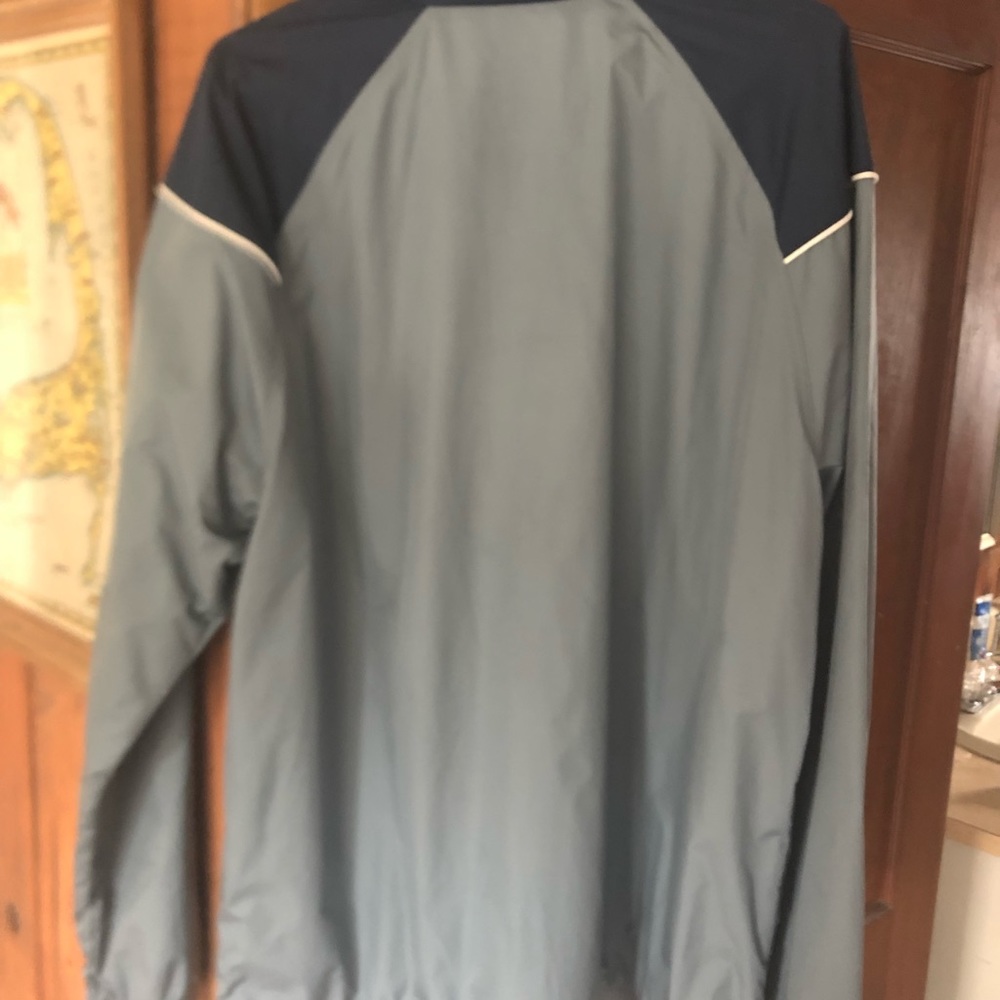 Retro Nike Windbreaker